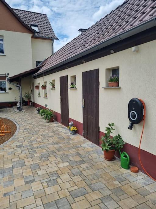 Ferienwohnung *Zur Weinbergstrasse* Lauta 외부 사진